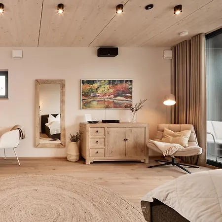 Der Karlshof - Natursuiten & Lejlighed *